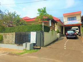 Poetri Guest House Syariah near Kebun Raya Bogor